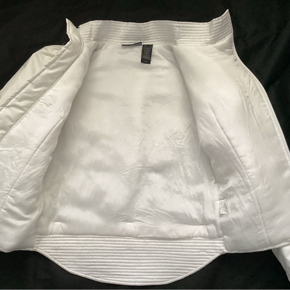 DKNY Active Lightweight Ski Jacket, Size S - Picture 4 of 7